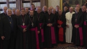 Pope Francis và các Giám mục Á Căn Đình
